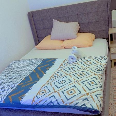 Home Sweet Home In Pau Bagian luar foto
