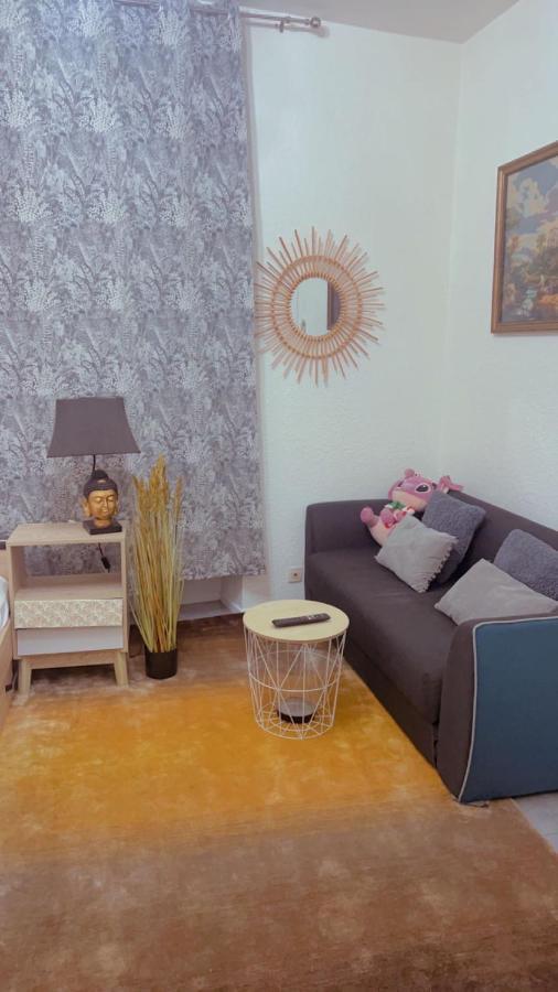Home Sweet Home In Pau Bagian luar foto