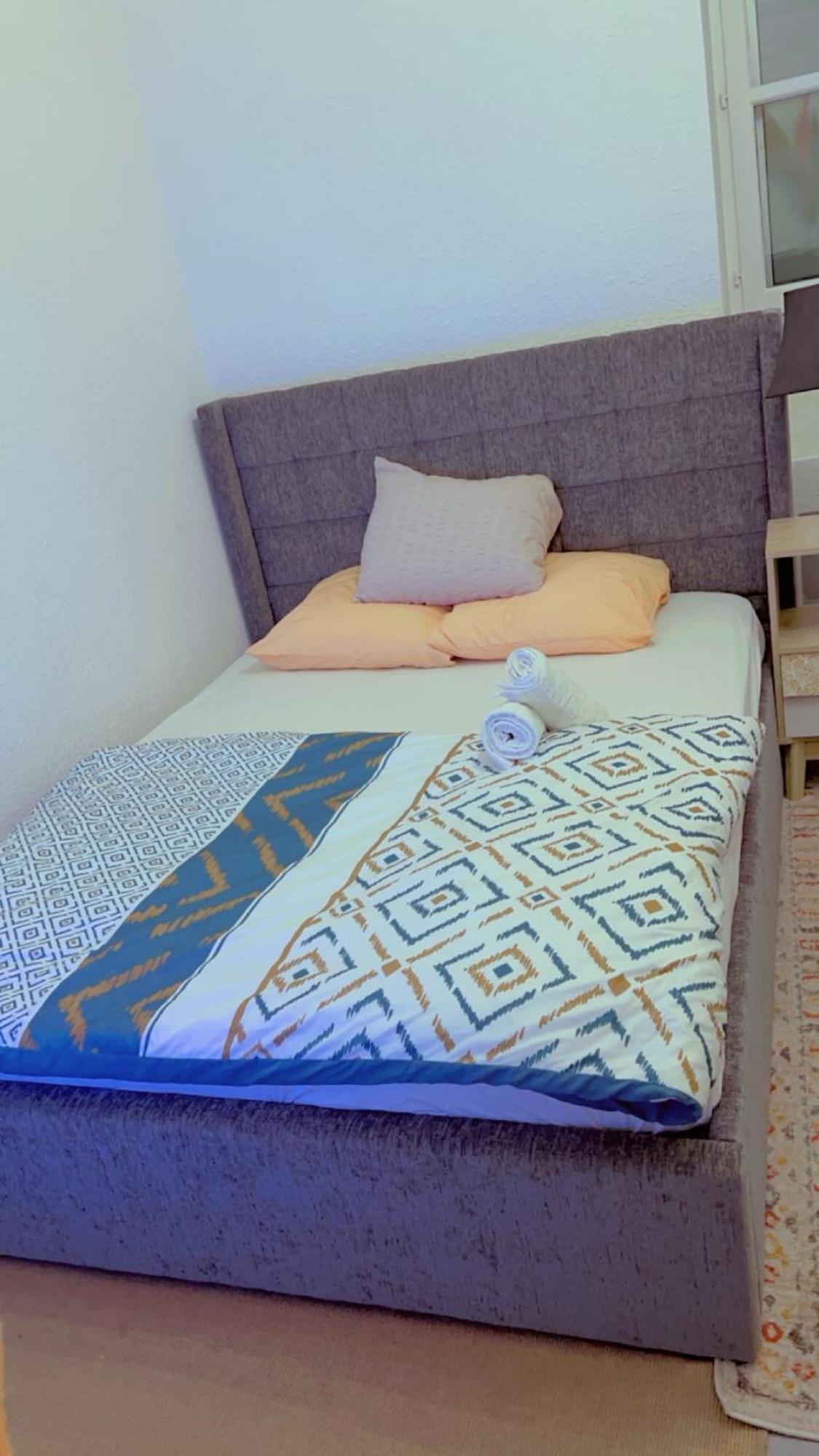 Home Sweet Home In Pau Bagian luar foto